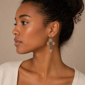 Boucles d’oreilles croix IKITA strass & filigrane - bijou Ikita unique