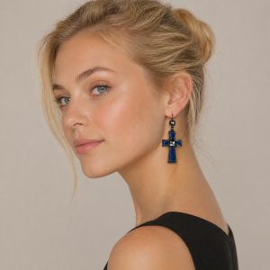 Boucles Ikita croix bleue - bijou Ikita unique