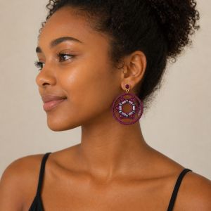 Boucles bohèmes fuchsia cercle perlé - bijou Ikita unique