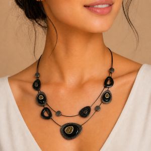 Collier Éclat Noir & Reflets Dorés - bijou Ikita unique