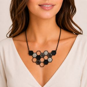 Collier Hexa Noir & Argent - bijou Ikita unique