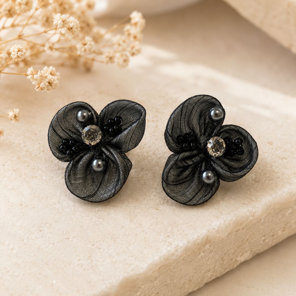 Boucles Fleur Noire Élégance - bijou unique