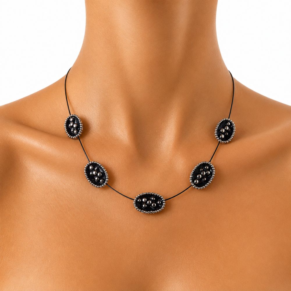 Collier Nuit Scintillante IKITA - bijou unique